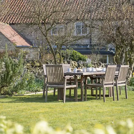 Harwood Hovingham
